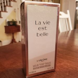 La Vie Est Belle Body Lotion
